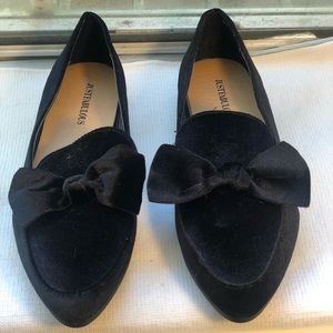 Black flats